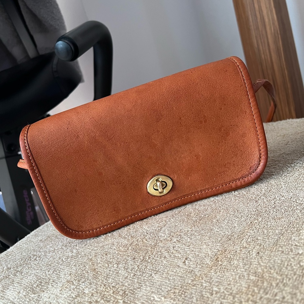 Vintage Coach Dinky